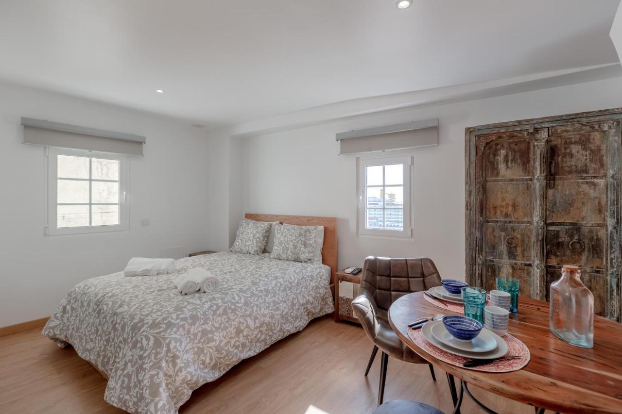 Apartment Alfama River View