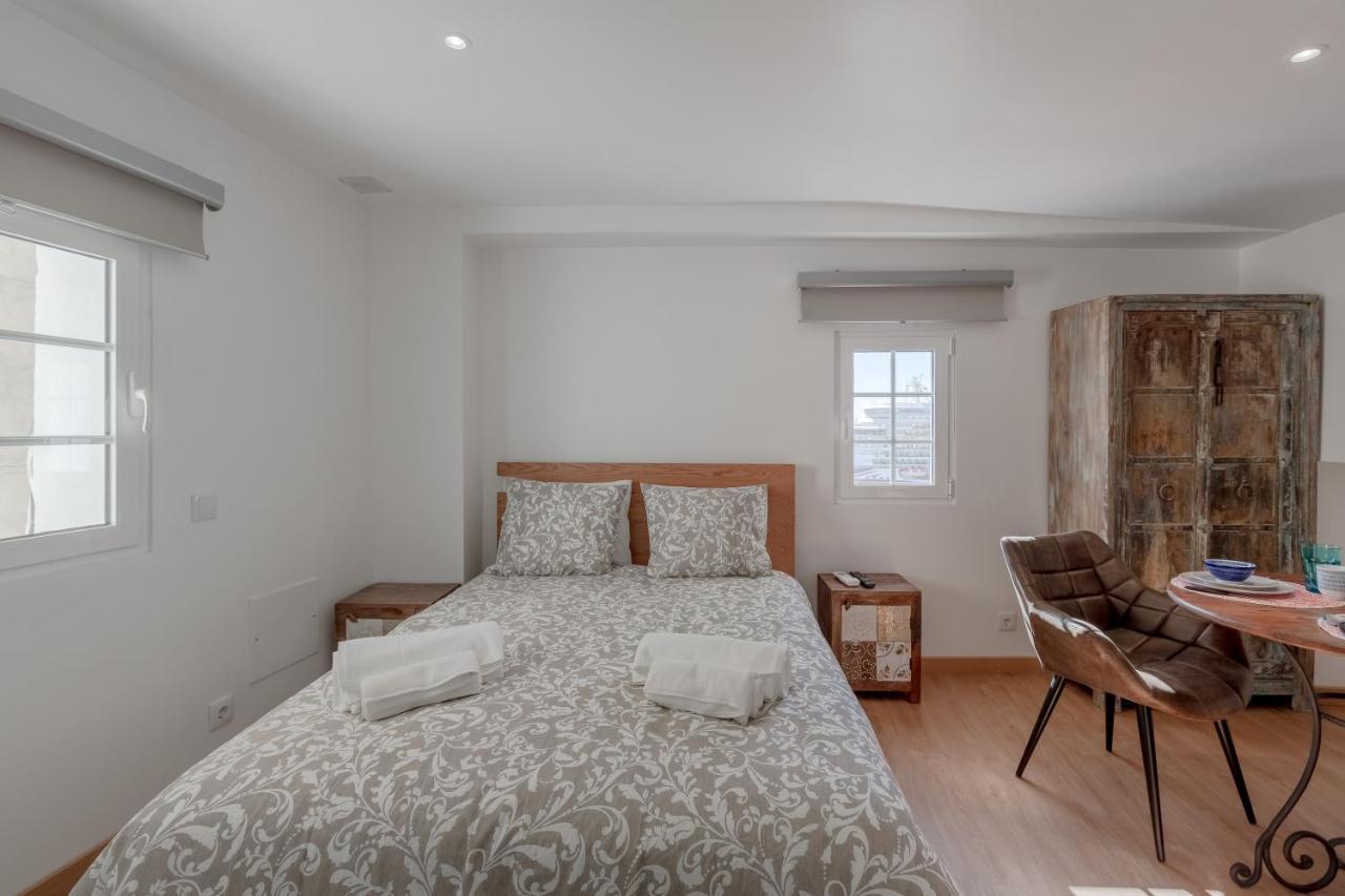 Alfama River View Apartment