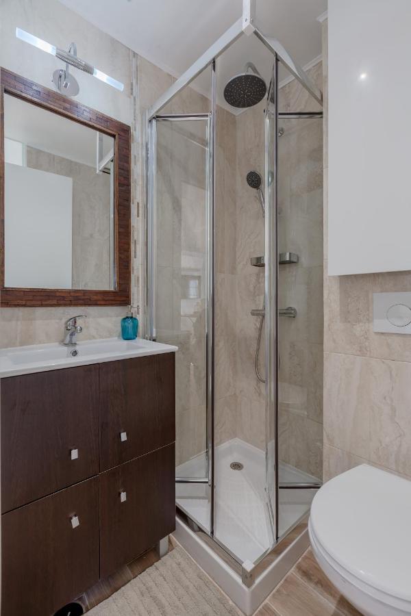 Alfama River View Apartment
